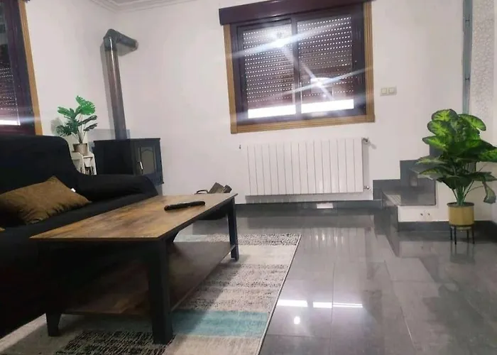 Vakantiehuis Veiga De Cima *
